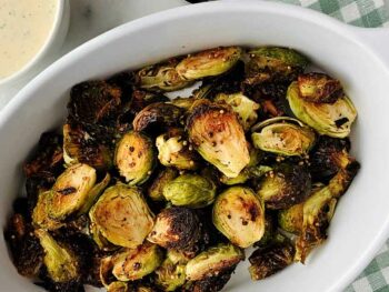 crispy-roasted-brussels-sprouts-with-honey-mustard-aioli