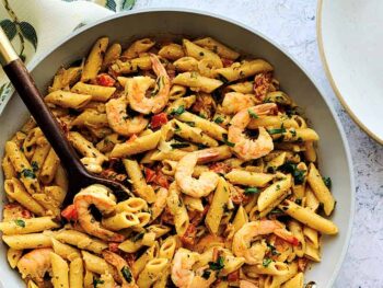 cajun-shrimp-and-pepper-pasta